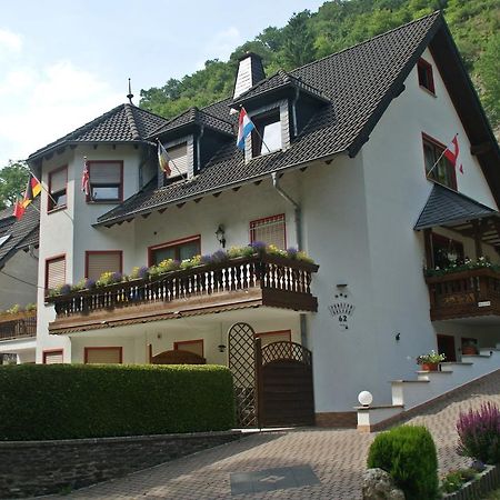 Pension Belzer Бопард Екстериор снимка